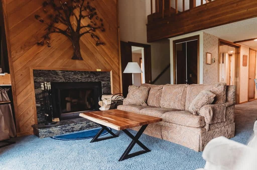 Top Floor Luxury, Sauna, Private Pool, Lake Bellaire Beach, 5 Beds, 4 Full Bath Экстерьер фото