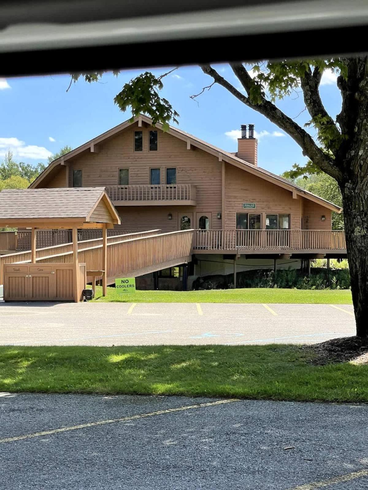 Top Floor Luxury, Sauna, Private Pool, Lake Bellaire Beach, 5 Beds, 4 Full Bath Экстерьер фото