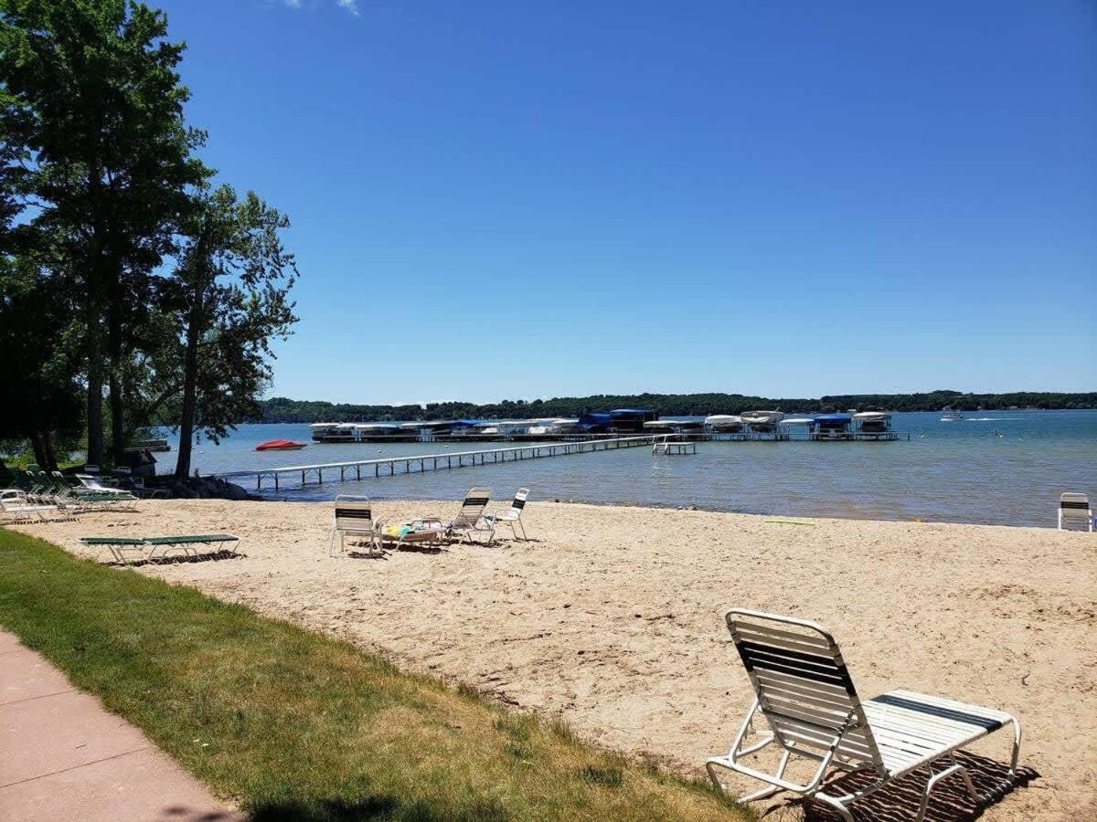 Top Floor Luxury, Sauna, Private Pool, Lake Bellaire Beach, 5 Beds, 4 Full Bath Экстерьер фото